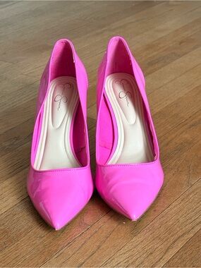 Jessica Simpson Hot Pink Patent Pointed Pumps